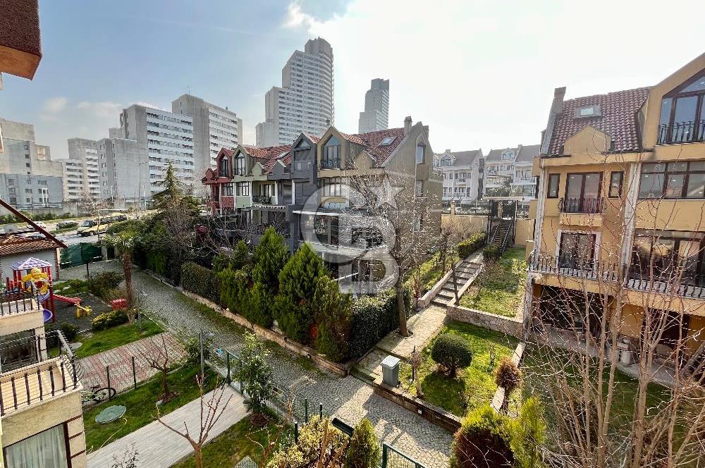 BAHÇEŞEHİR EBRULİ EVLERİ'NDE ÖZEL TASARIM 4+3 SATILIK LÜKS VİLLA