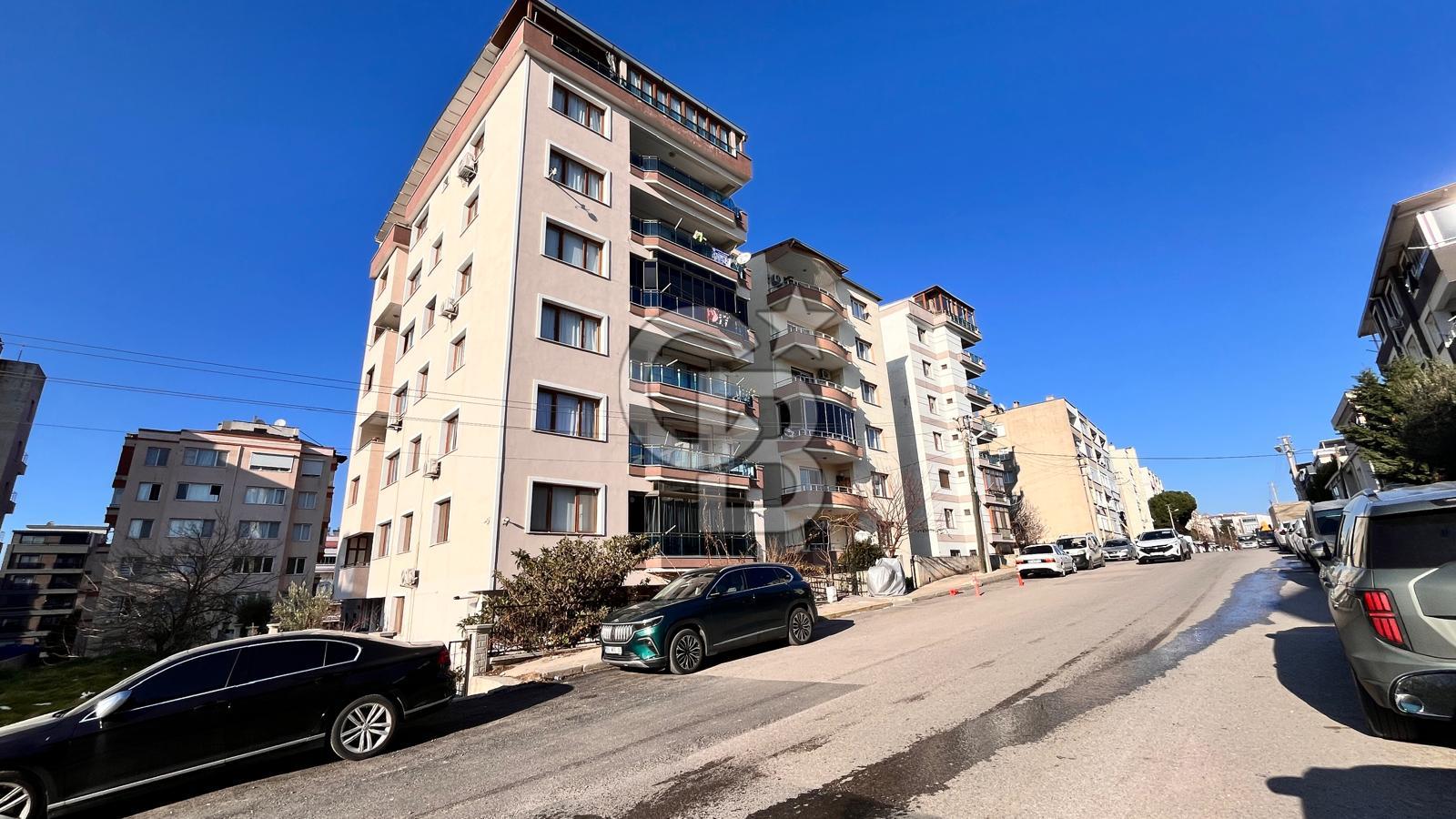 ALİAĞA YENİMAHALLE'DE SATILIK 3+1 GENİŞ DAİRE