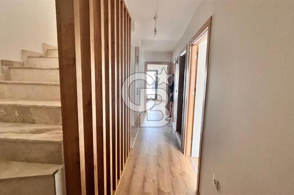 ALİAĞA YALI MAHALLESİ'NDE SATILIK 3+1 VİLLA