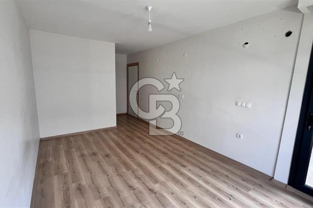 ALİAĞA YALI MAHALLESİ'NDE SATILIK 3+1 VİLLA