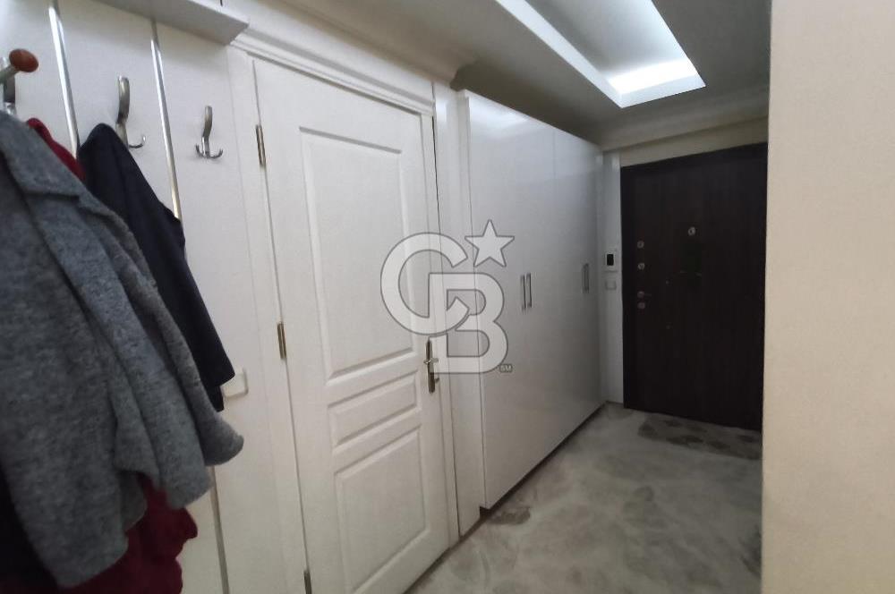 COLDWELL BANKER POYRAZ'DAN CADDE ÜZERİ GENİŞ 3+1 FIRSAT DAİRE