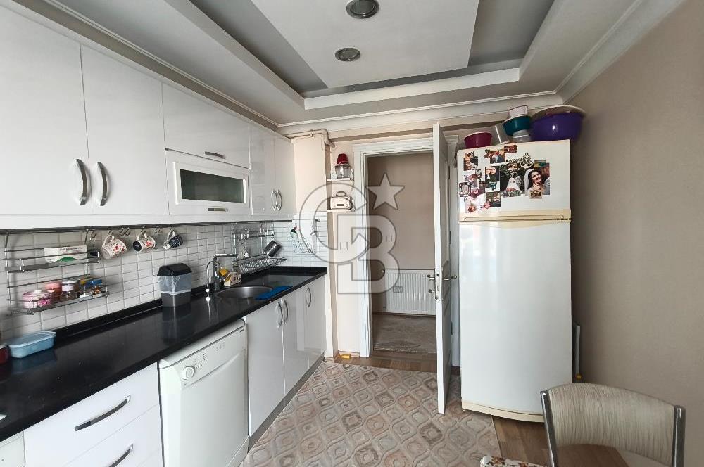 COLDWELL BANKER POYRAZ'DAN CADDE ÜZERİ GENİŞ 3+1 FIRSAT DAİRE