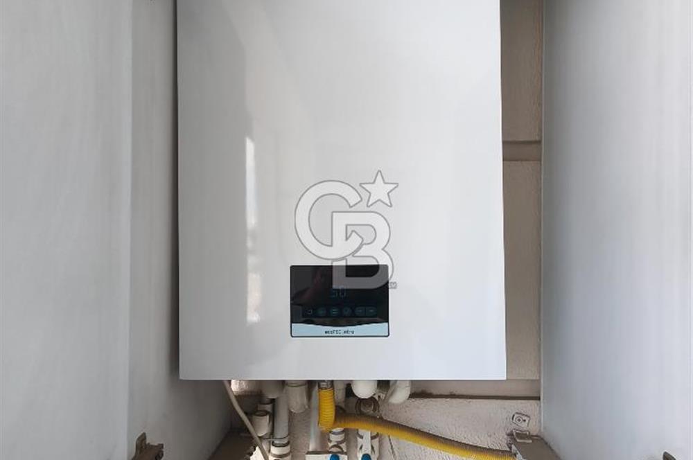 COLDWELL BANKER POYRAZ'DAN CADDE ÜZERİ GENİŞ 3+1 FIRSAT DAİRE