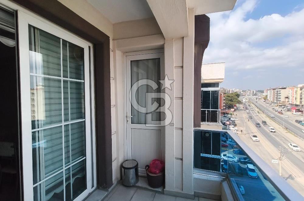 COLDWELL BANKER POYRAZ'DAN CADDE ÜZERİ GENİŞ 3+1 FIRSAT DAİRE