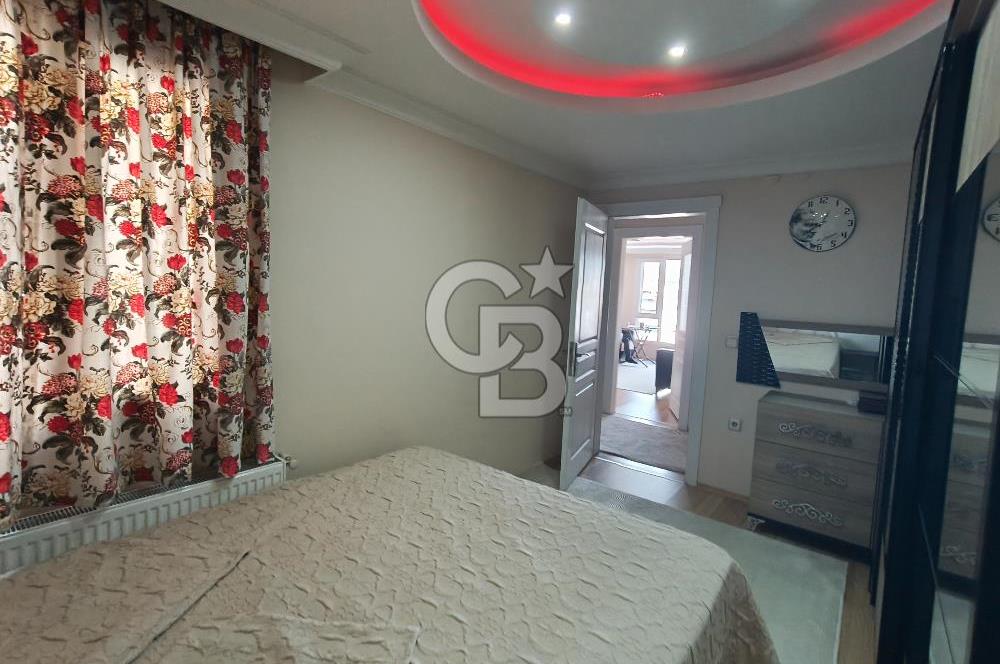 COLDWELL BANKER POYRAZ'DAN CADDE ÜZERİ GENİŞ 3+1 FIRSAT DAİRE