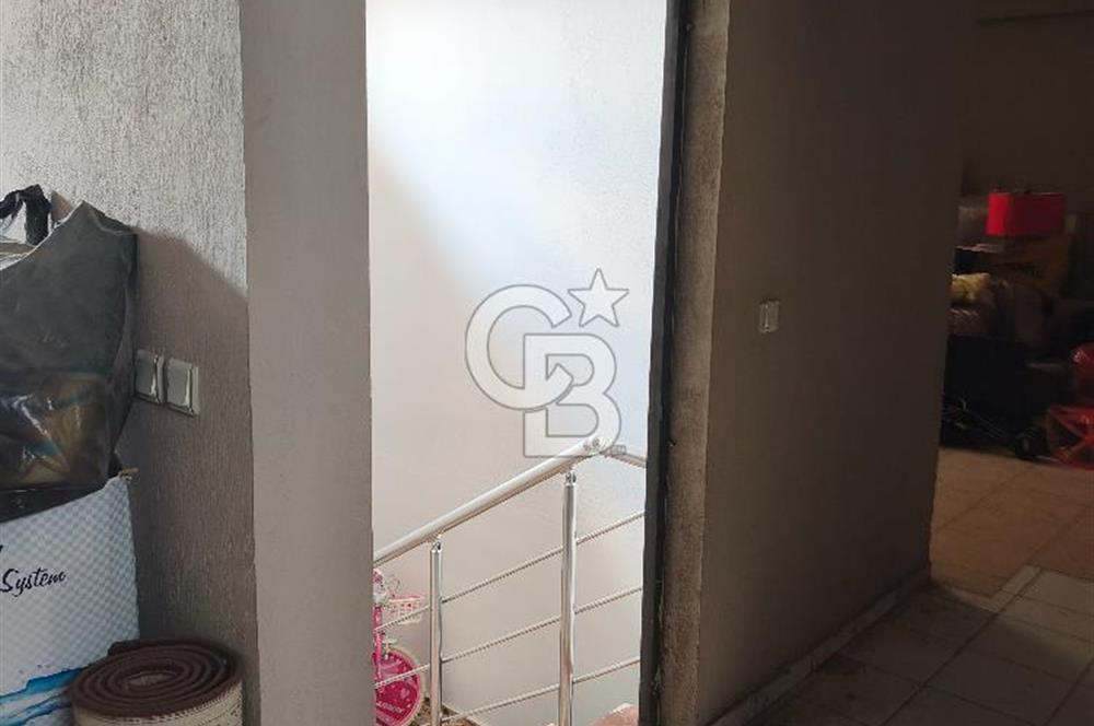 COLDWELL BANKER POYRAZ'DAN CADDE ÜZERİ GENİŞ 3+1 FIRSAT DAİRE