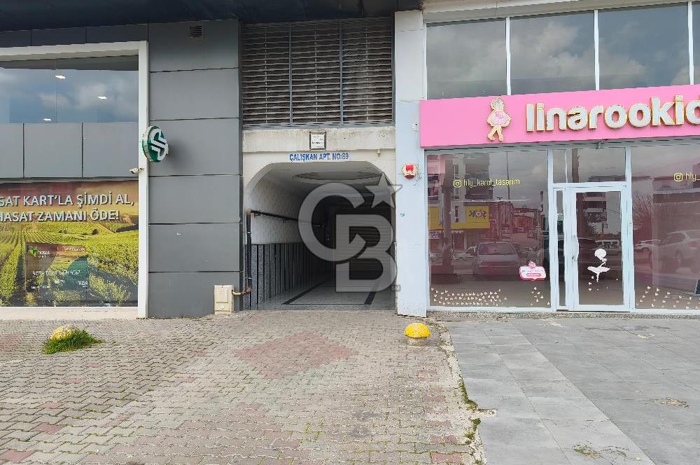 COLDWELL BANKER POYRAZ'DAN CADDE ÜZERİ GENİŞ 3+1 FIRSAT DAİRE