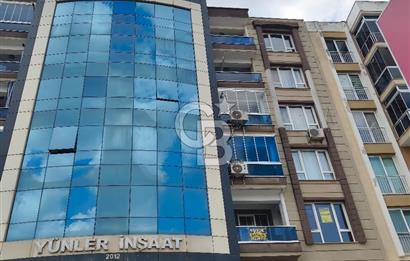 COLDWELL BANKER POYRAZ'DAN CADDE ÜZERİ GENİŞ 3+1 FIRSAT DAİRE