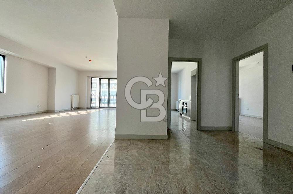 SEMT BAHÇEKENT'TE KISA KATLI BLOKTA 3 CEPHELİ KİRALIK 4+1 DAİRE