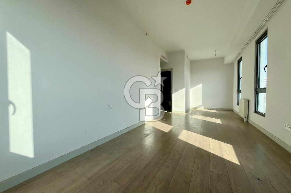 SEMT BAHÇEKENT'TE KISA KATLI BLOKTA 3 CEPHELİ KİRALIK 4+1 DAİRE