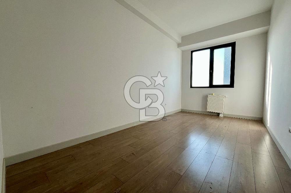 SEMT BAHÇEKENT'TE KISA KATLI BLOKTA 3 CEPHELİ KİRALIK 4+1 DAİRE