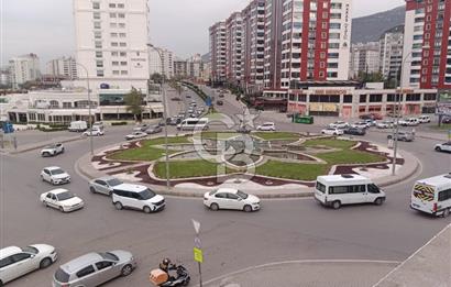 CB'DEN NİŞANTAŞI KAVŞĞNDA,MERİDYEN LOFT KARŞISNDA KİRALIK İŞYERİ