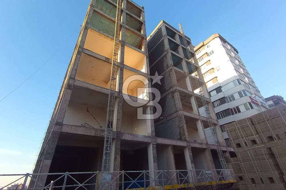 CB'DEN ANA CADDE ÜZERİ TAŞ PLAZA'DA SATILIK ARA KAT DAİRE