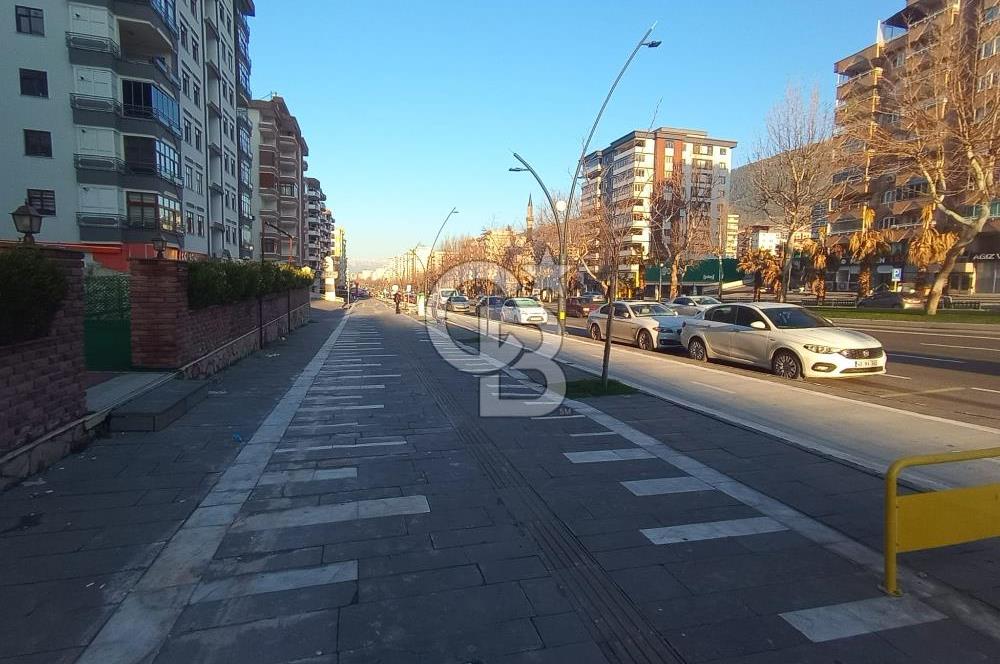 CB'DEN ANA CADDE ÜZERİ TAŞ PLAZA'DA SATILIK ARA KAT DAİRE