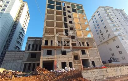 CB'DEN ANA CADDE ÜZERİ TAŞ PLAZA'DA SATILIK ARA KAT DAİRE