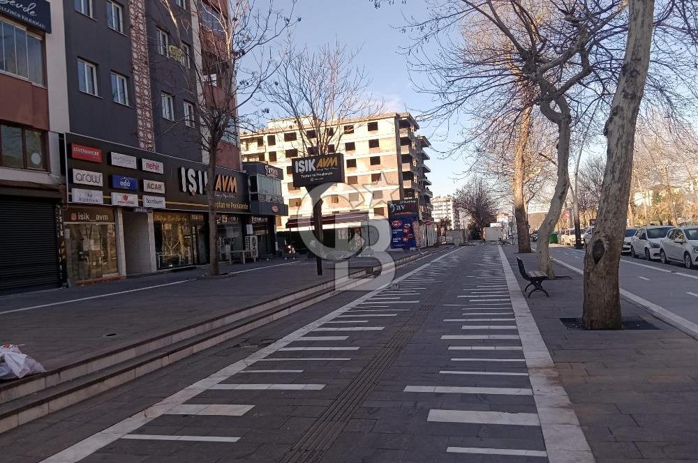 CB'DEN ANA CADDE ÜZERİ YENİ YAPI SATILIK İŞYERİ