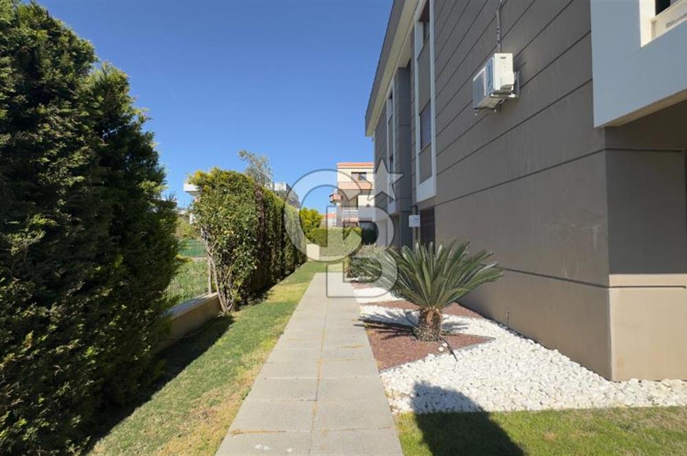 Güzelbahçe Maltepe'de Sahile Yakın Satılık 3+1 Daire