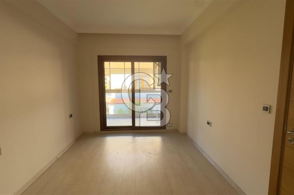 Güzelbahçe Maltepe'de Sahile Yakın Satılık 3+1 Daire