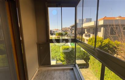 Güzelbahçe Maltepe'de Sahile Yakın Satılık 3+1 Daire