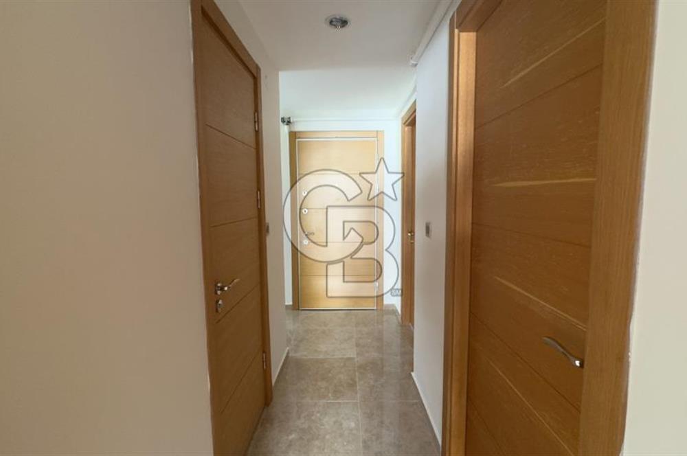 Güzelbahçe Maltepe'de Sahile Yakın Satılık 3+1 Daire