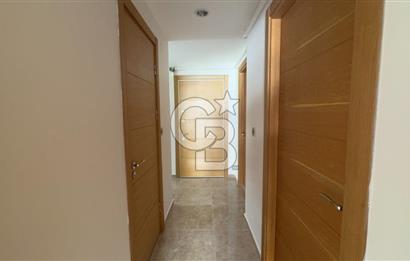 Güzelbahçe Maltepe'de Sahile Yakın Satılık 3+1 Daire