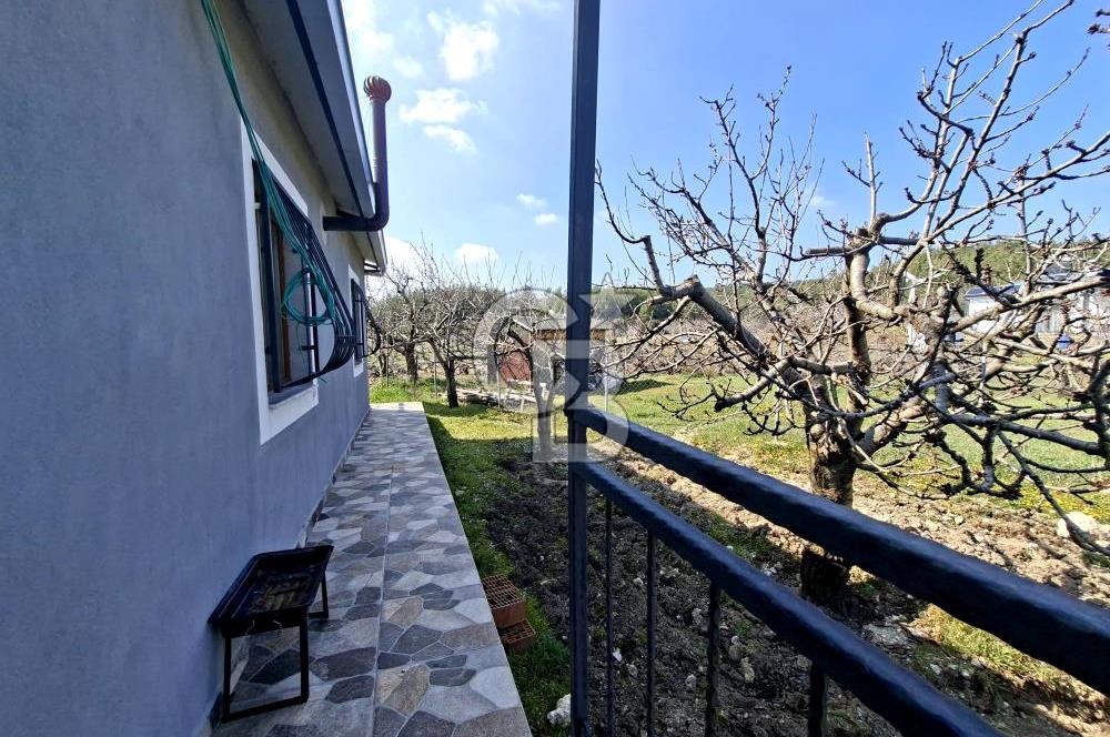 Bornova Yakaköyde Satılık Bağ ve 2+1 ev