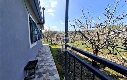 Bornova Yakaköyde Satılık Bağ ve 2+1 ev