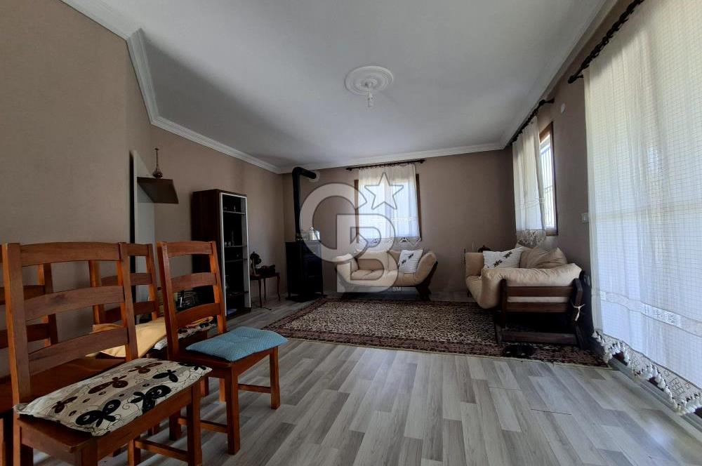 Bornova Yakaköyde Satılık Bağ ve 2+1 ev