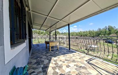 Bornova Yakaköyde Satılık Bağ ve 2+1 ev