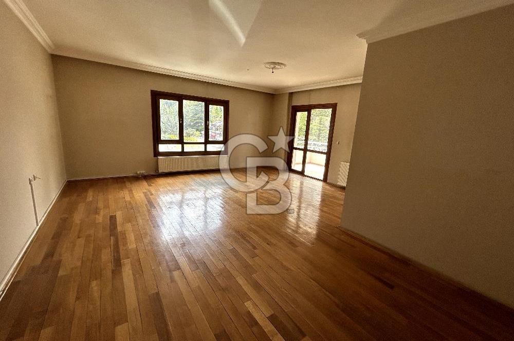 ÇUKURAMBAR İŞ YERİNE UYGUN KAPALI OTOPARKLI 4+1 BOŞ DAİRE