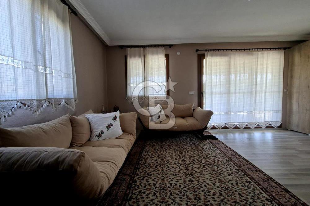 Bornova Yakaköyde Satılık Bağ ve 2+1 ev