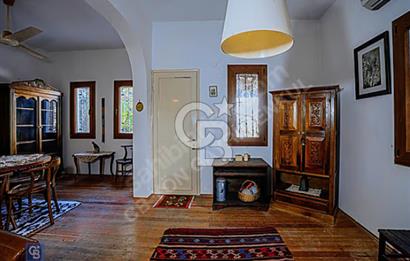 Foça'da Denize Yürüme Mesafesinde Sezonluk Kiralık 3+1 Villa