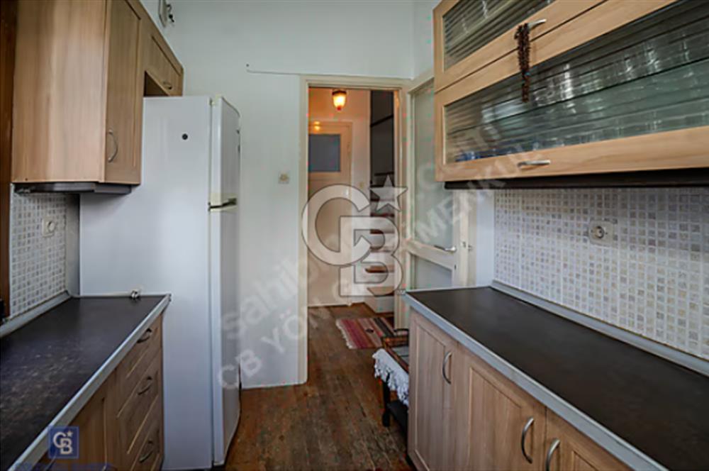 Foça'da Denize Yürüme Mesafesinde Sezonluk Kiralık 3+1 Villa