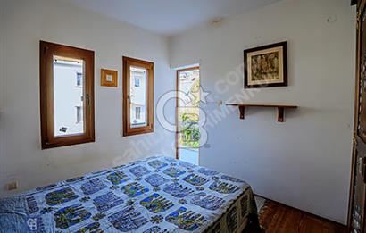 Foça'da Denize Yürüme Mesafesinde Sezonluk Kiralık 3+1 Villa