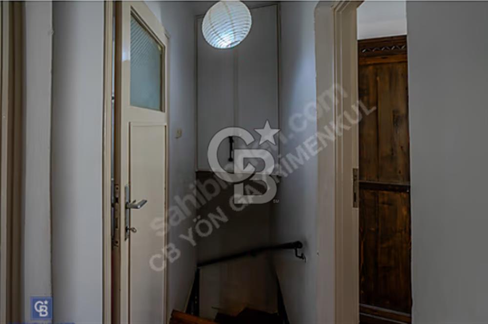 Foça'da Denize Yürüme Mesafesinde Sezonluk Kiralık 3+1 Villa