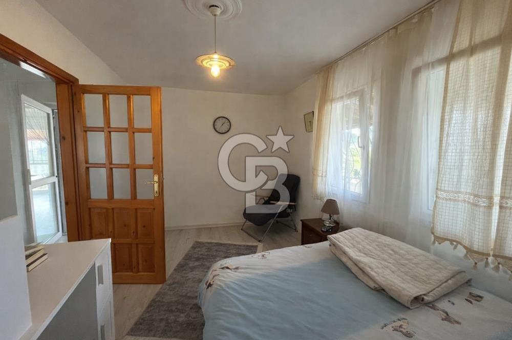 Yenifoça Alize Sitesi Teras Evlerde Deniz manzaralı 2+1 Yazlık