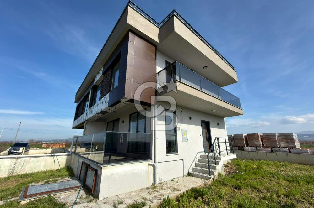 Çanakkale Lapseki Umurbey Satılık 3+1 Villa!