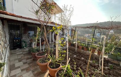 Yenifoça Alize Sitesi Teras Evlerde Deniz manzaralı 2+1 Yazlık