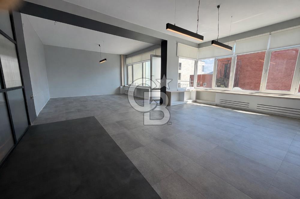 BÜYÜKDERE CADDESİ ÜZERİNDE TABELA DEĞERLİ KİRALIK 4+1 OFİS 