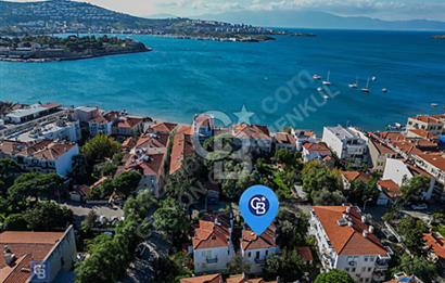 Foça'da Denize Yürüme Mesafesinde Sezonluk Kiralık 3+1 Villa
