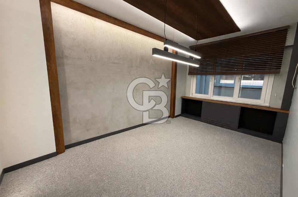 BÜYÜKDERE CADDESİ ÜZERİNDE TABELA DEĞERLİ KİRALIK 4+1 OFİS 