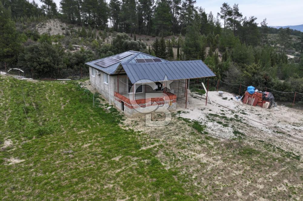 BURDUR BUCAK'TA SATILIK 8358 M2 TARLA VE EV