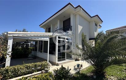 Ayvalık'ta Denize 50 Adım Satılık Müstakil 3+1 Villa