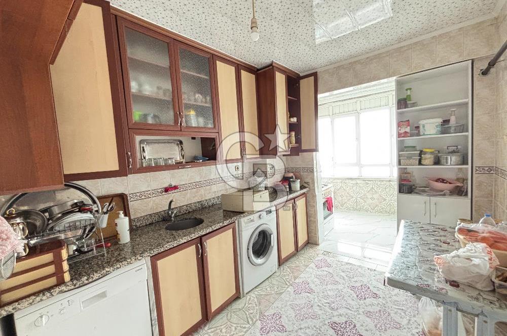 COLDWELL BANKERDEN ABDÜLHAMİTHAN MAH.DE SATILIK 3+1 DAİRE