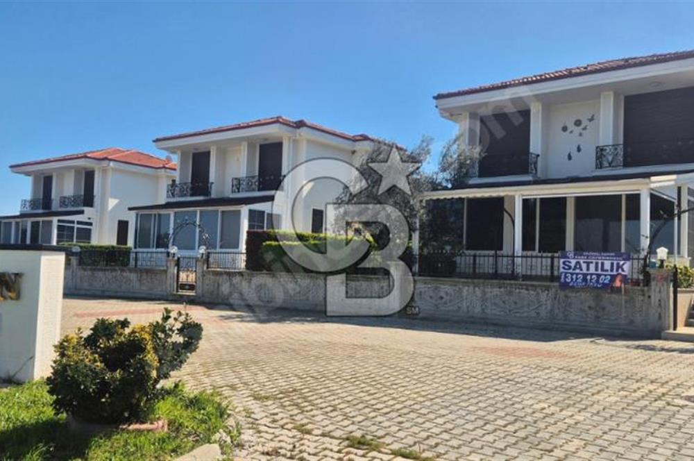 Ayvalık'ta Denize 50 Adım Satılık Müstakil 3+1 Villa