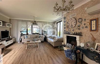 Ayvalık'ta Denize 50 Adım Satılık Müstakil 3+1 Villa