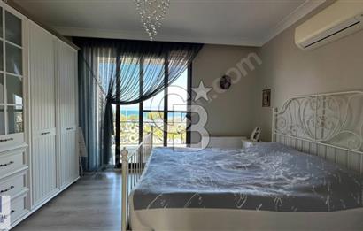 Ayvalık'ta Denize 50 Adım Satılık Müstakil 3+1 Villa