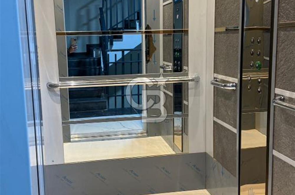 CB TUNALIYA ÇOK YAKIN BİLLUR SOKAKTA KATTA 1+1 SATILIK