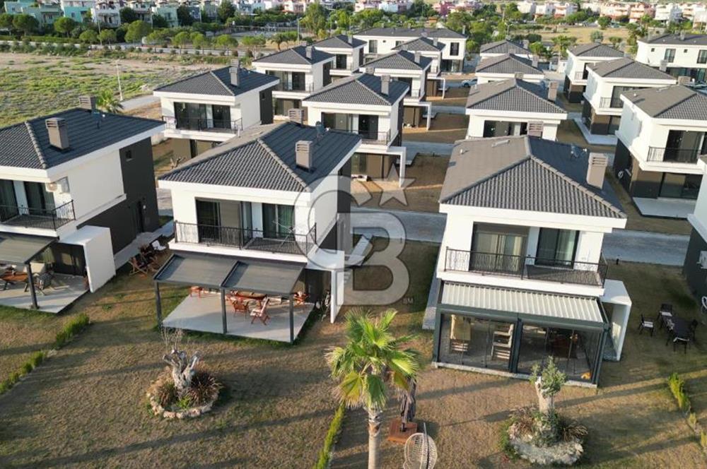 Dikili Çandarlı Özel Plajlı Sıfır 3+1 Villa