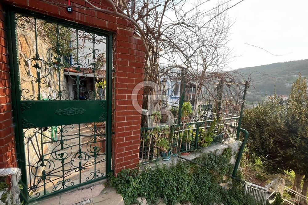 Yenifoça Alize Sitesi Teras Evlerde Deniz manzaralı 2+1 Yazlık